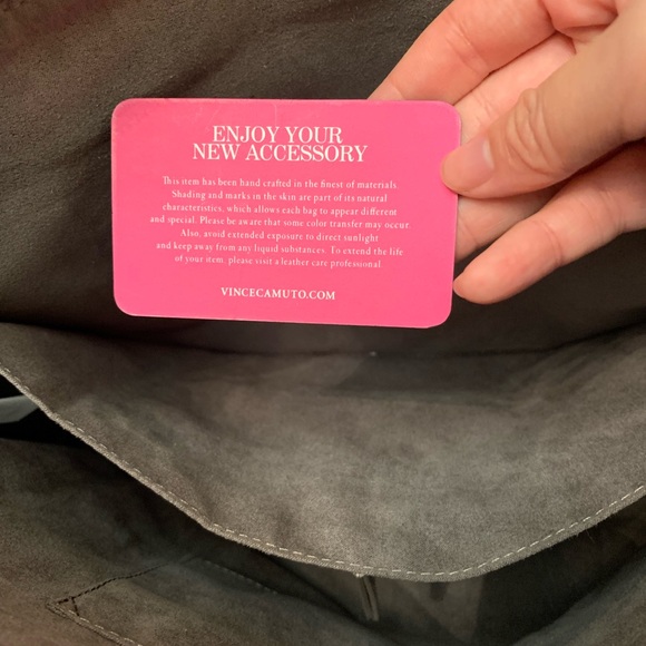 NWT Vince Camuto Livy Pebbled Leather Tote - Picture 6 of 11